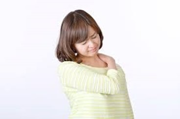 背中の痛みの原因